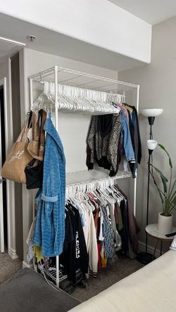 Double decker clothing rack