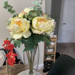 Flower vase