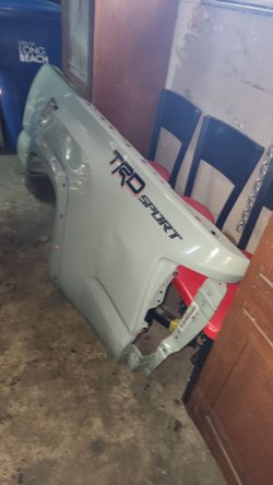 2016-2023 TOYOTA TACOMA LEFT BED SKIN 1