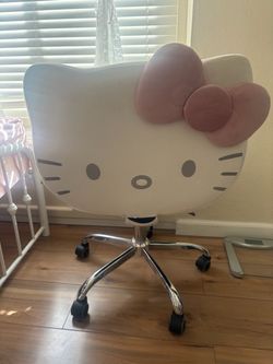 Hello kitty chair