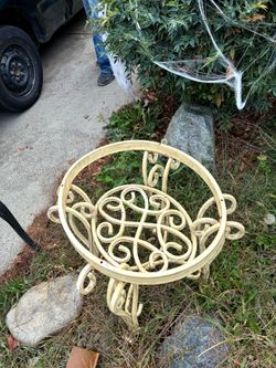 Round Wrought Iron Plant Stand