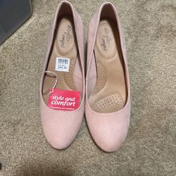 “Dusty Pink” Suede Heels 