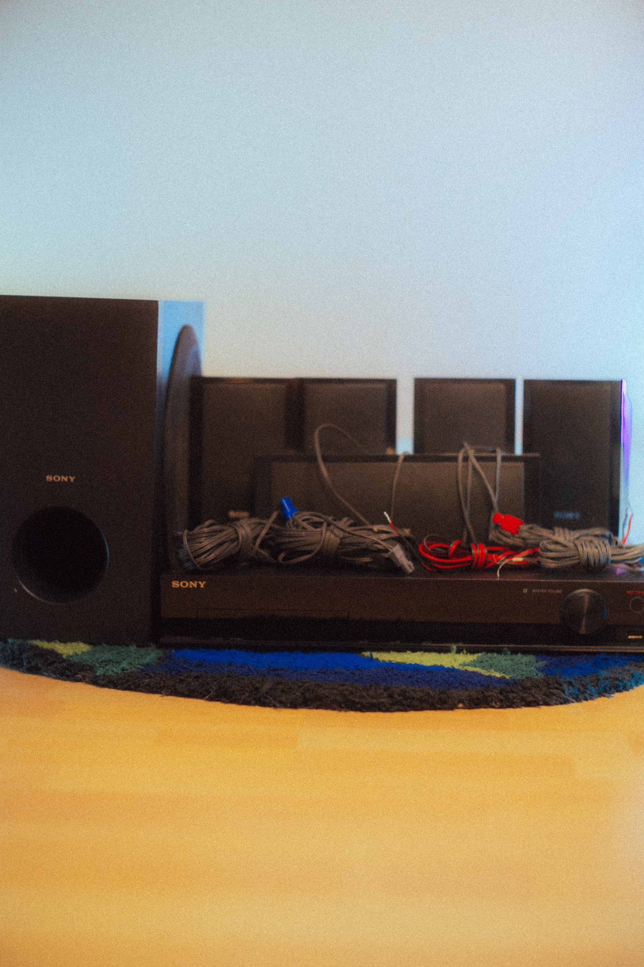 Sony Surround Sound (HBD-DZ175)