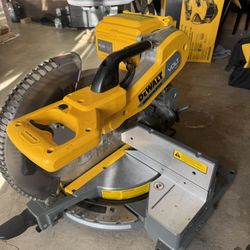 Dewalt Corded/ Cordless Compound Miter Saw.TOOL ONLY