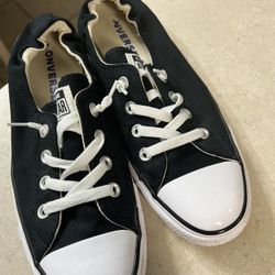 Women’s Converse Size 10