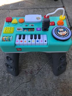 Fisher-Price DJ Bouncin' Band Activity Table