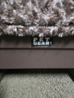 Pet Gear Pet Stairs with Plush Top