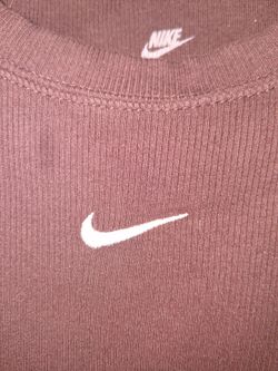 Nike woman's sise M
