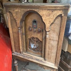 How old radio $ 150