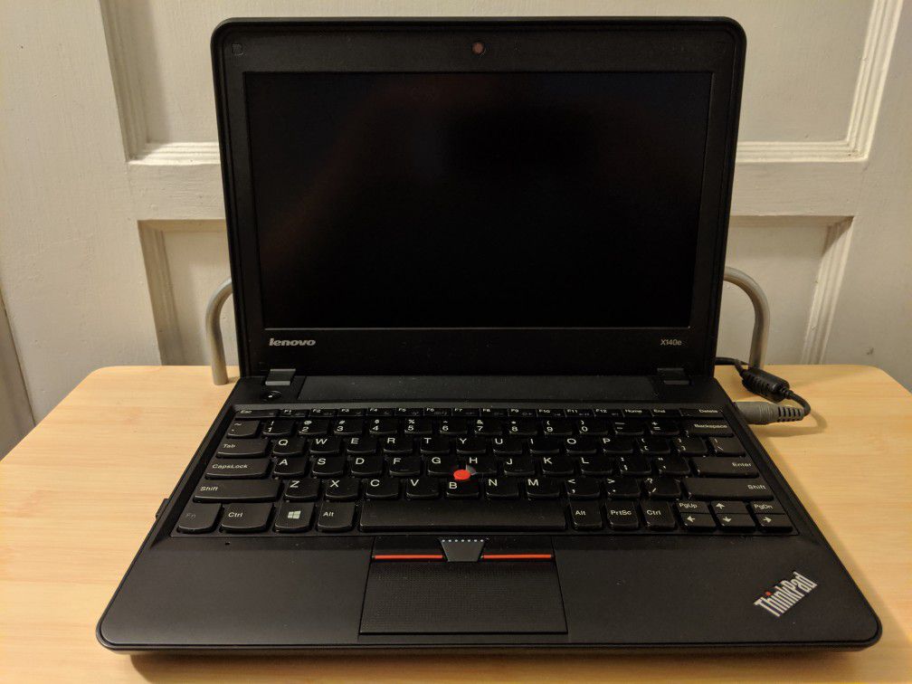 Lenovo X140e Laptop