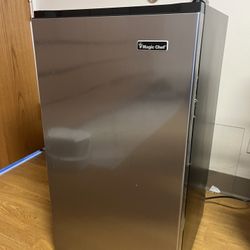 Magic Chef Mini Fridge