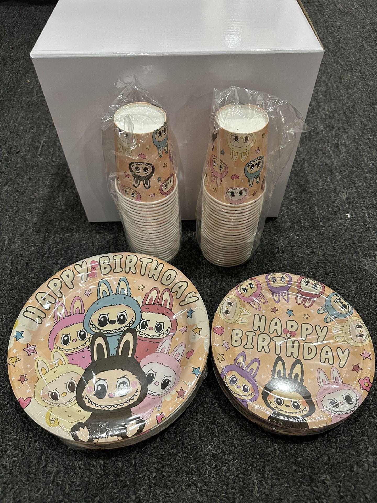 LaBuBu Birthday Paper Plates and Cups. Prefect For Parties