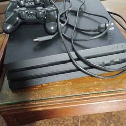 Used PS4 pro With 2 Controllers