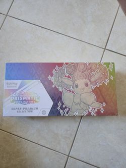 Pokemon Prismatic Evolutions Special Premium Collection Box