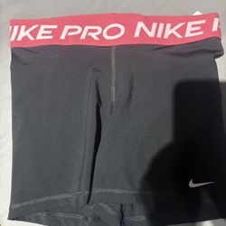 nike pro shorts 