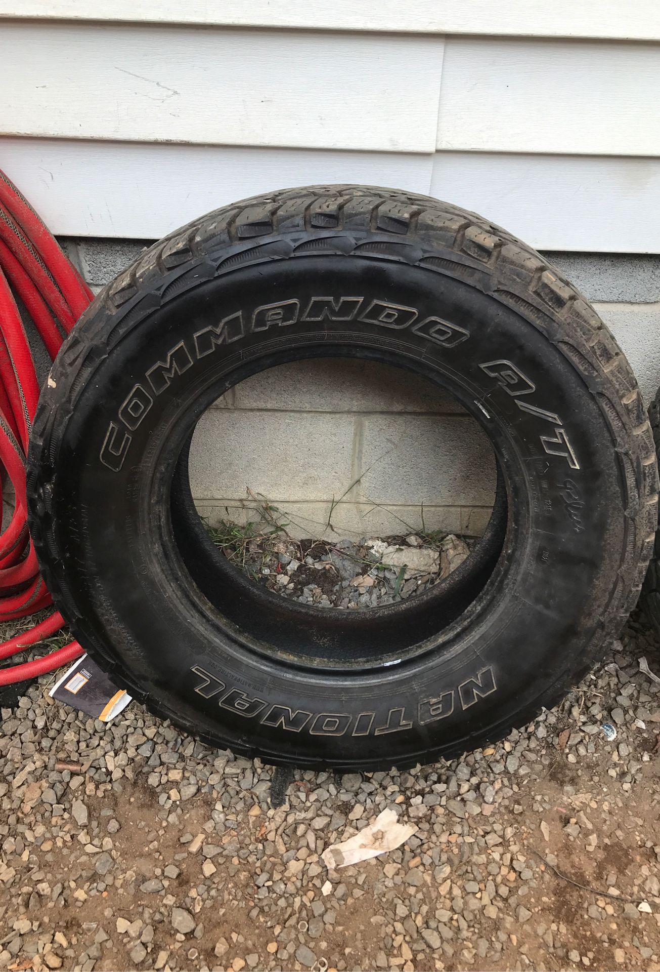 2 llantas lt 245/75/r17. $120