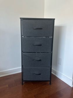 Set of drawers x4