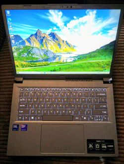 Like New 2025 14" ai Laptop Intel Core Ultra 7 256v 16GB DDR5 RAM 1TB NVMe SSD ARC 140v Graphics Windows 11