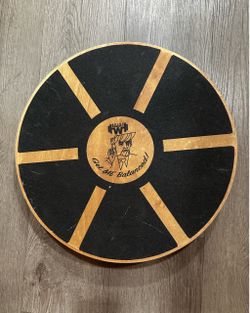 Rocky Workout Wooden Balance Board