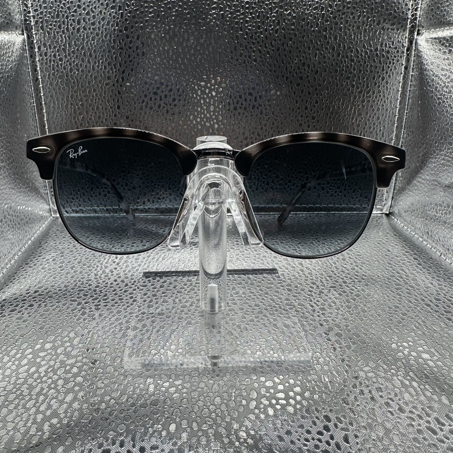 RAY BAN Clubmaster Classic  Unisex Sunglasses RB3016 1366/71