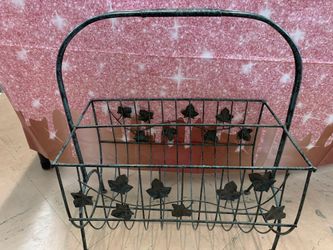 Decorative Metal Magazine Holder