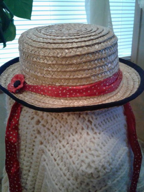 Cute little girl hat. Great for a costume or just play time