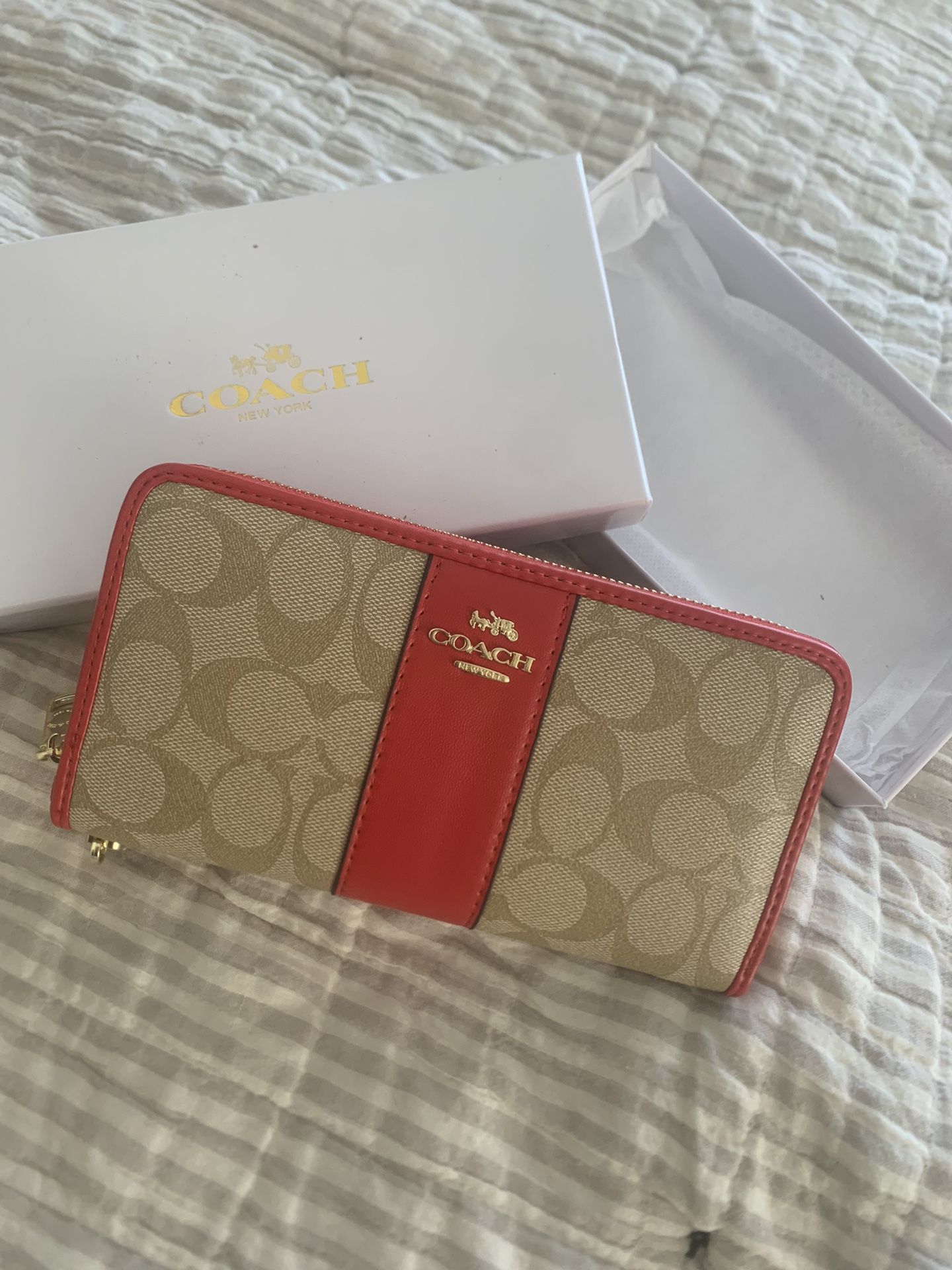 Premium coach wallet/purse/bag