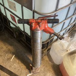 Jackhammer (Pneumatic)