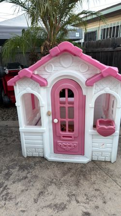 Sweetheart play house