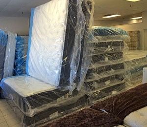 (NUEVOS) 😴 Colchones Enganche Desde $1 LIQUIDACIÓN OUTLET KINGS QUEENS FULLS TWINS En Plastico!!😴