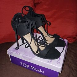 Ladies BLACK HIGH HEEL STILLETOS SIZE 9 FOR $15