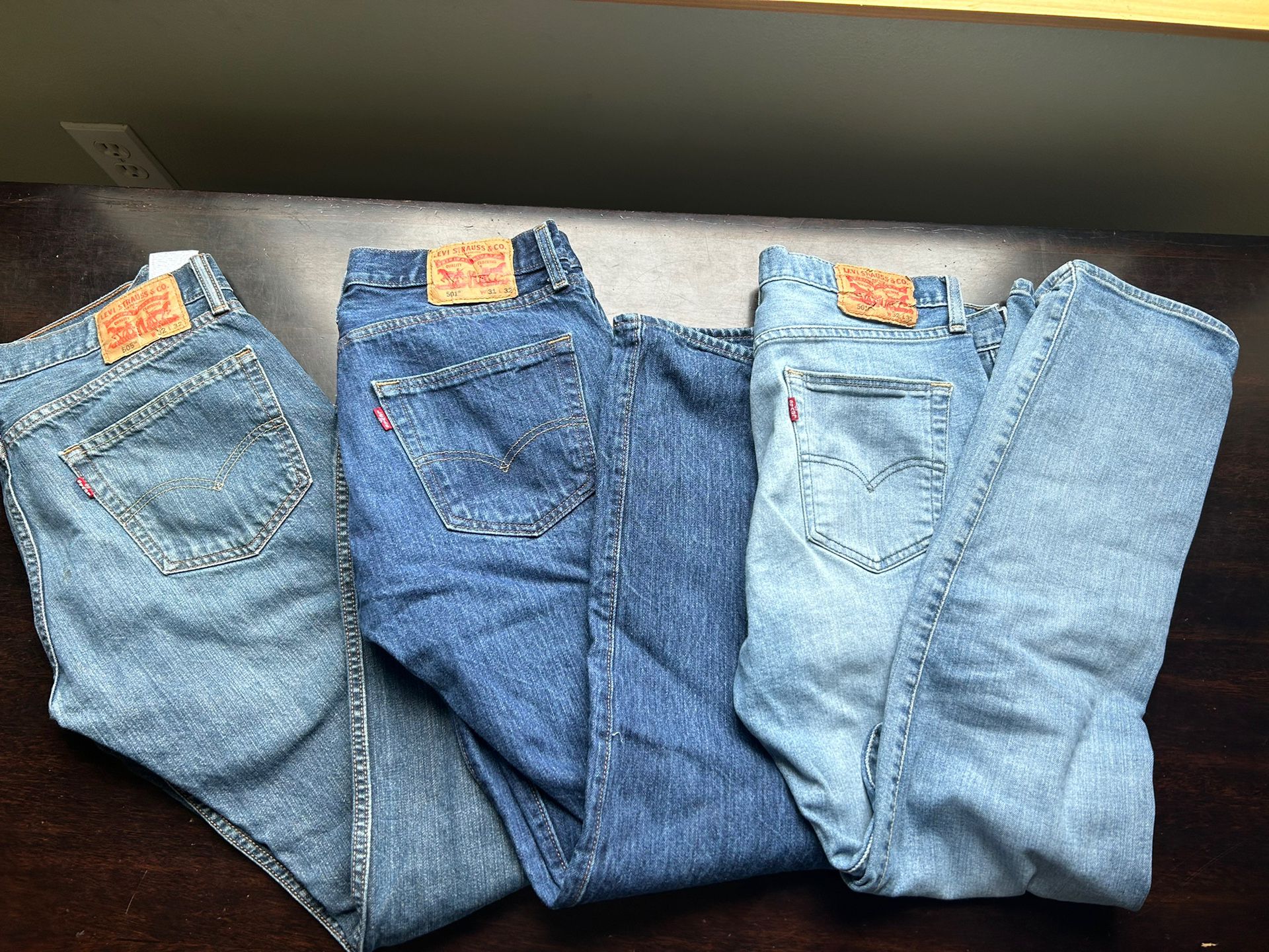 3 Pairs Of 32x32 Men’s Levi’s Jeans