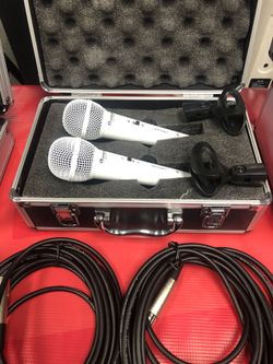 PRO-Angel.BRAND NEW. Microphones Set.Cables(20 feet) and Holders included.Great for church,singers and Karaokes