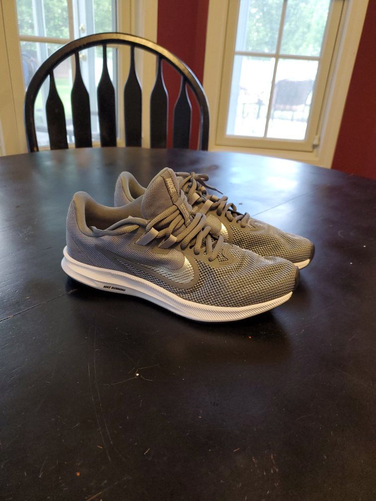 Womens Nike Cool Grey/Metallic Silver Downshifter Running Shoes