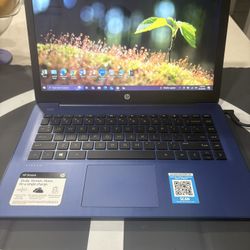HP AMD A4-9120e Radeo R3  TOUCH SCREEN 4 compute core 2c + 2G  1500 MHz. 2 core ( s )  4/15/2024 MICROSOFT 2021 install and activated  62.0  GB SOLID 