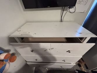 White Bedroom Dresser