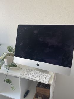 MAC DESKTOP FOR SALE