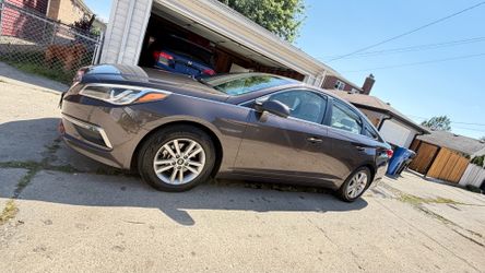 For sale: 2015 Hyundai Sonata in excellent condition. This vehicle has been well maintained, privately owned, and carefully driven.  ✅ 127,000 miles ✅