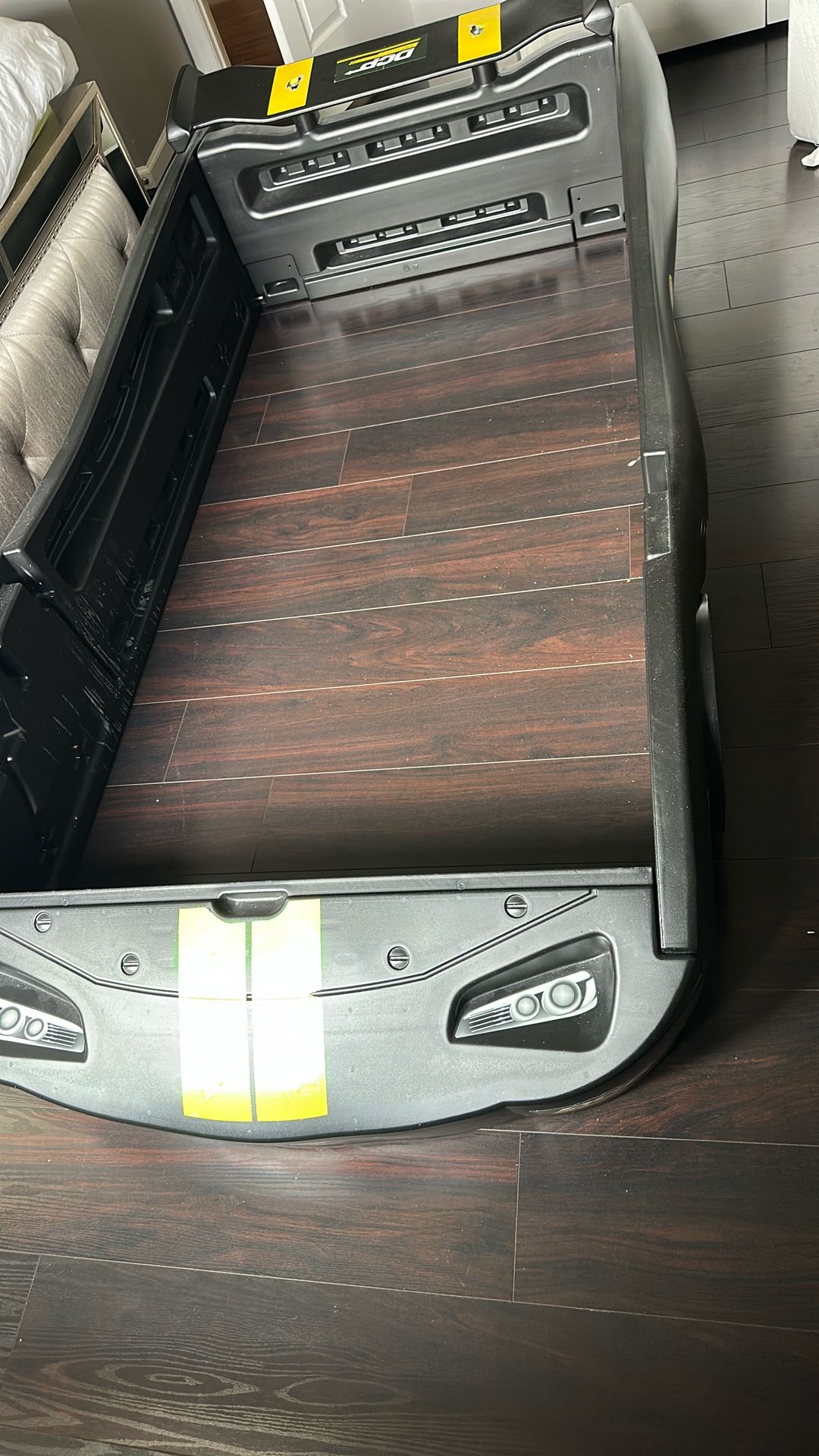 Car Bed. Twin Bed