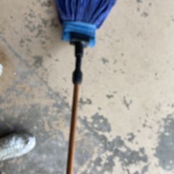 Industrial mop