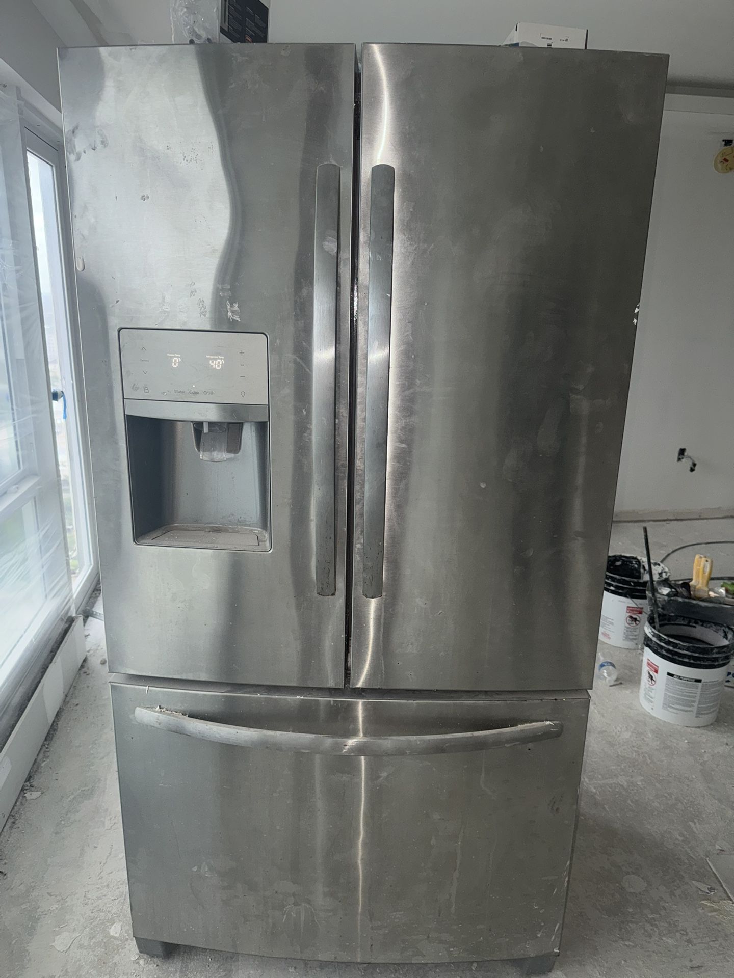 Refrigerator