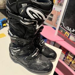 Alpinestar Tech 7 Boots (size 9)