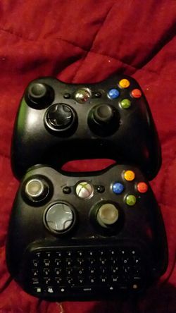 2 Xbox controller one with keypad