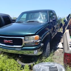 2003 GMC Sierra Parts
