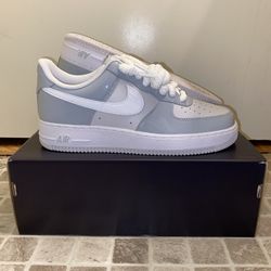 New Sz 9.5M Nike Air Force 1 Low 07 Original All