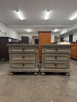See page for Matching Dresser - 2 Nice Nightstands/ Nightstand Set / End Tables / Side Tables
