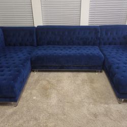 Velevt Couch