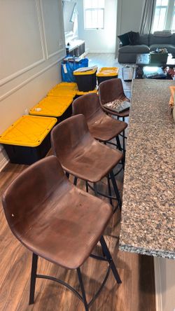 Set of 4 Modern Counter Height Bar Stools – Brown Faux Leather / Black Metal Base