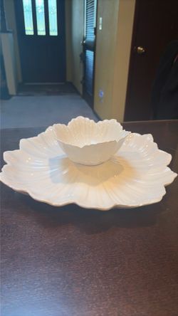 White Ceramic Chip and Dip Serving Set