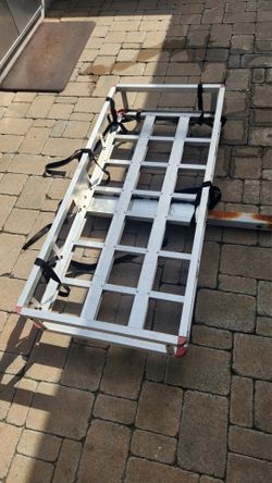 Cargo carrier for car hitch